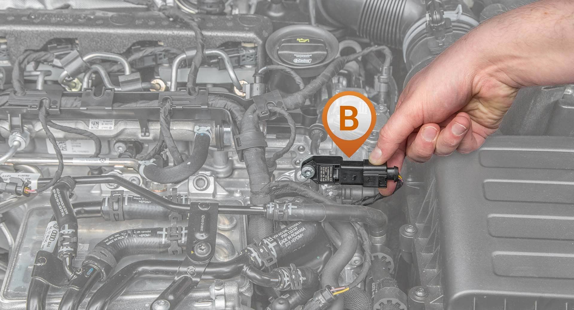 Anschluss am Ladedruck Sensor (B)